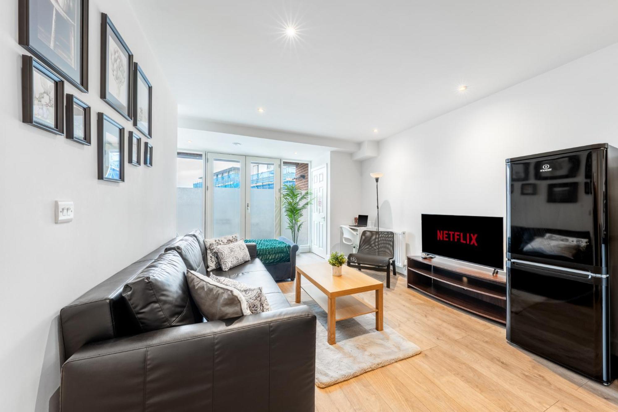 Appartement London Edgware Station Extérieur photo